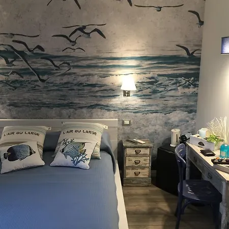 Echi Del Mare Konukevi 4*