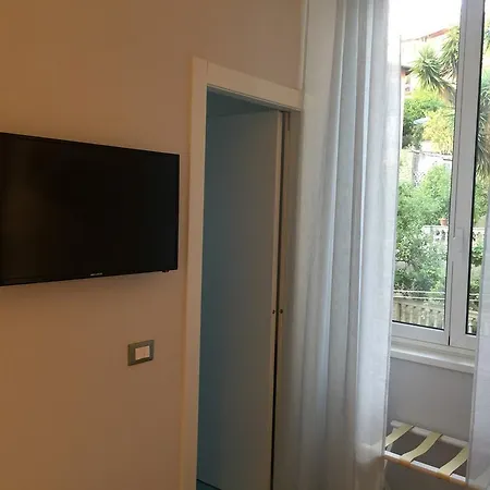 Konukevi Echi Del Mare